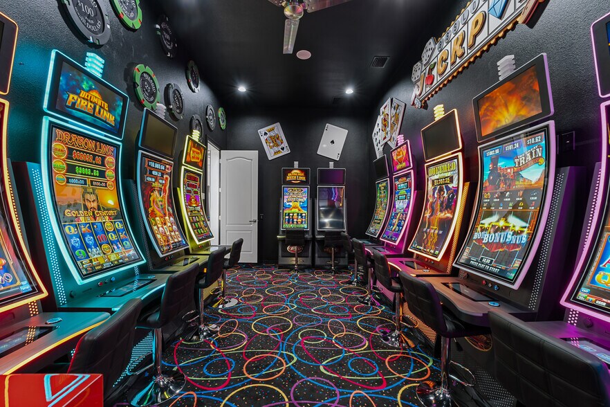 1125 Grand Traverse Pky, Kissimmee, FL à vendre - Photo intérieure - Image 2 de 28