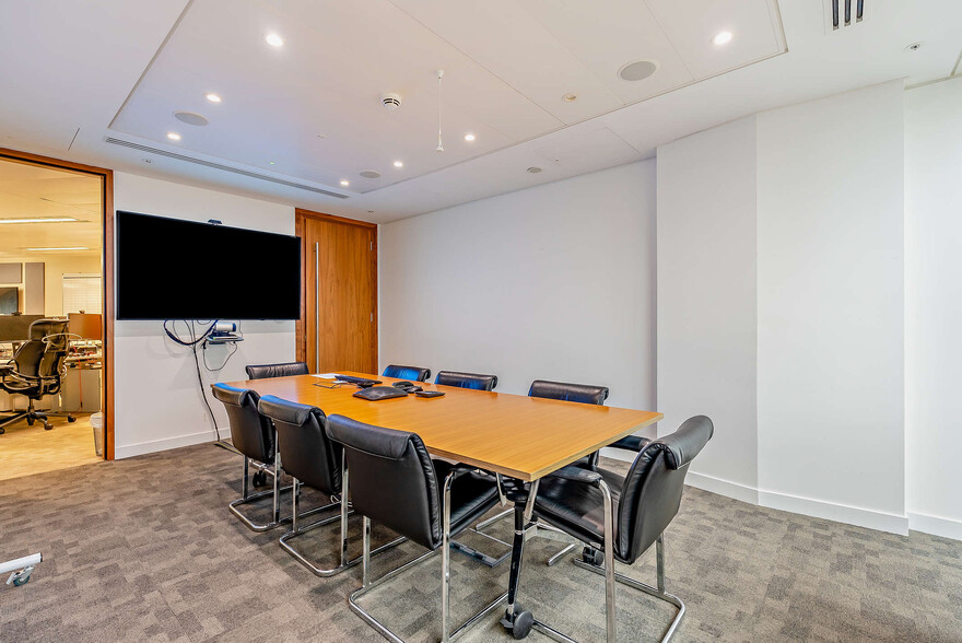 125 Old Broad St, London for lease - Interior Photo - Image 3 of 12