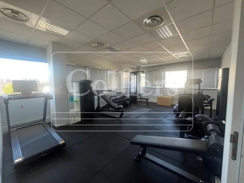 15 Rue Docteur Zamenhof, Marseille à louer - Photo intérieure - Image 2 de 12