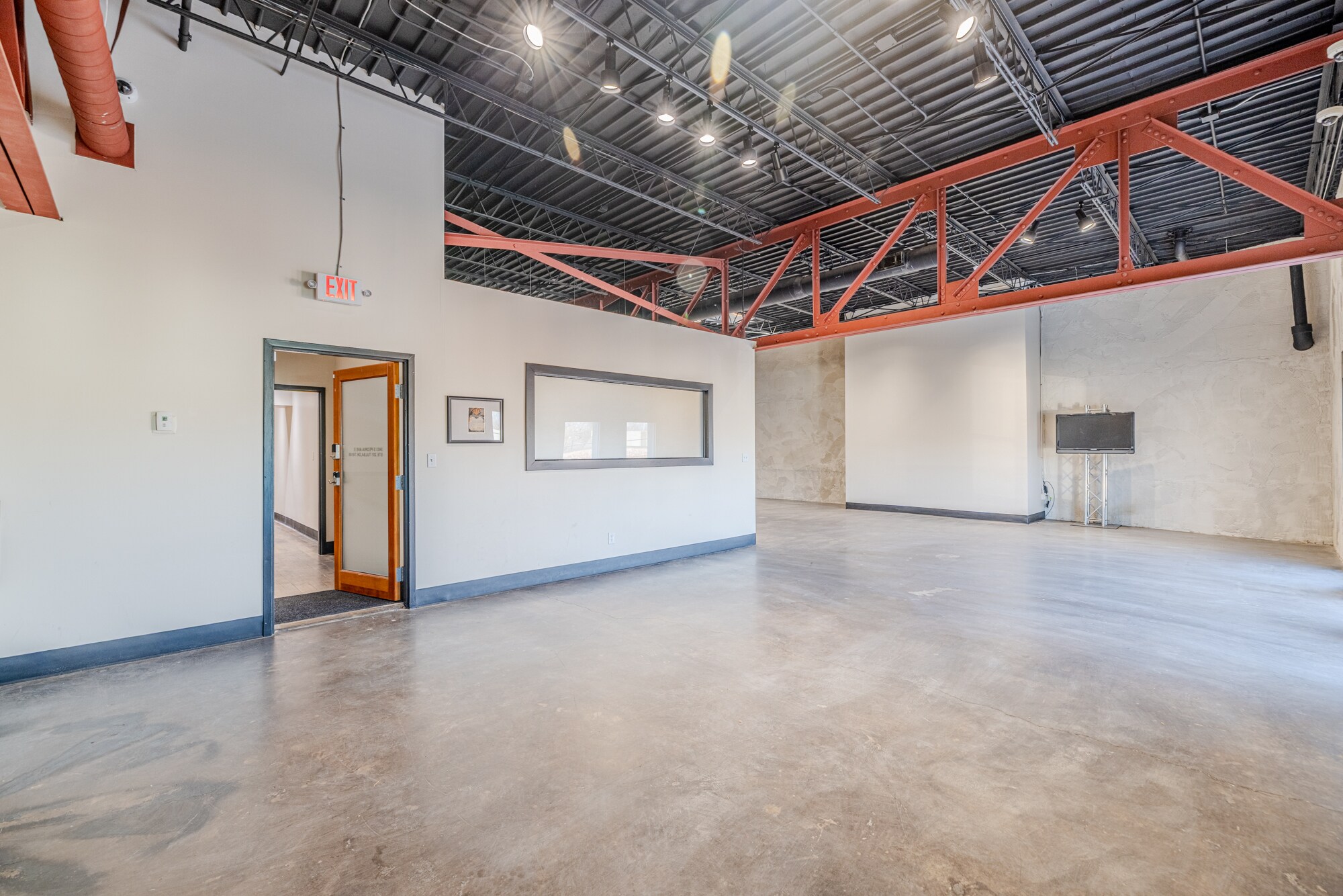 3401-3403 S Peoria Ave, Tulsa, OK for lease Interior Photo- Image 1 of 6