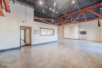 3401-3403 S Peoria Ave, Tulsa, OK for lease Interior Photo- Image 1 of 6