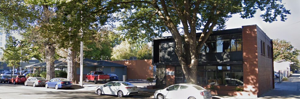 818 19th St, Sacramento, CA à vendre - Photo du bâtiment - Image 3 de 7