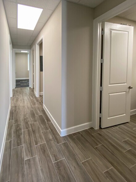 5501 Cabrera Dr, Sugar Land, TX à louer - Photo intérieure - Image 3 de 4