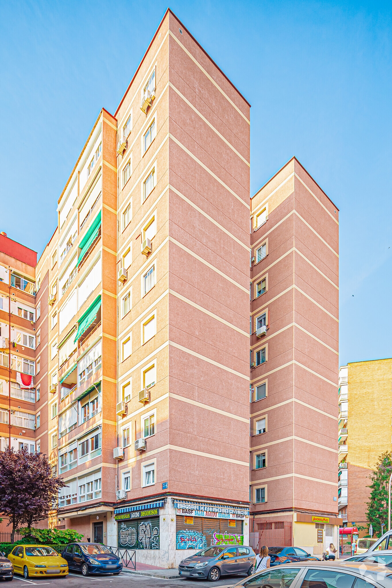 Calle Priorato, 105, Leganés, Madrid for lease Primary Photo- Image 1 of 3