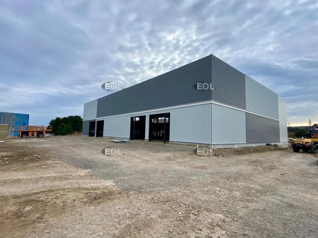 Flex in Marignane for sale Building Photo- Image 1 of 3