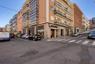 Plus de détails pour Multi-résidentiel à vendre