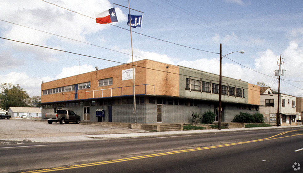 7811 Harrisburg Blvd, Houston, TX à vendre - Photo principale - Image 1 de 1