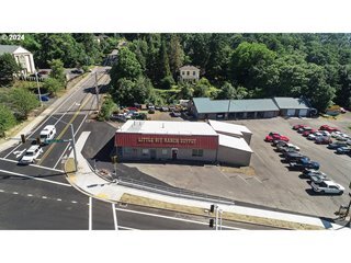 2727 Cascade Ave, Hood River, OR for sale - Building Photo - Image 1 of 41