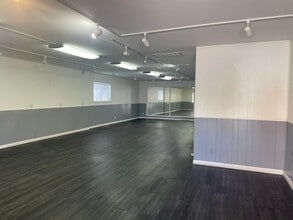 531 Summerfield Rd, Santa Rosa, CA for lease Building Photo- Image 1 of 6