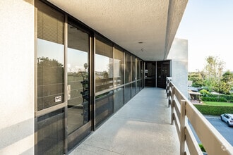 1600 E 4th St, Santa Ana, CA for lease Interior Photo- Image 2 of 12