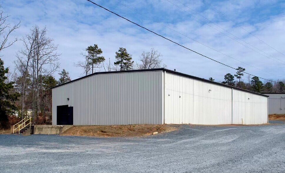 2520 B N Fayetteville St, Randleman, NC à louer - Photo du bâtiment - Image 1 de 4