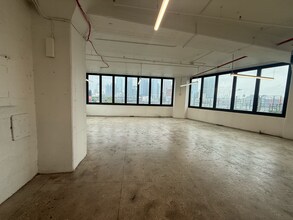 33-02 Skillman Ave, Long Island City, NY for lease Interior Photo- Image 2 of 6