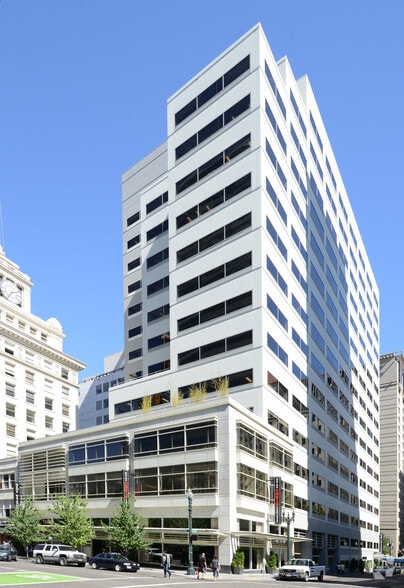 851 SW 6th Ave, Portland, OR à louer - Photo du bâtiment - Image 1 de 1