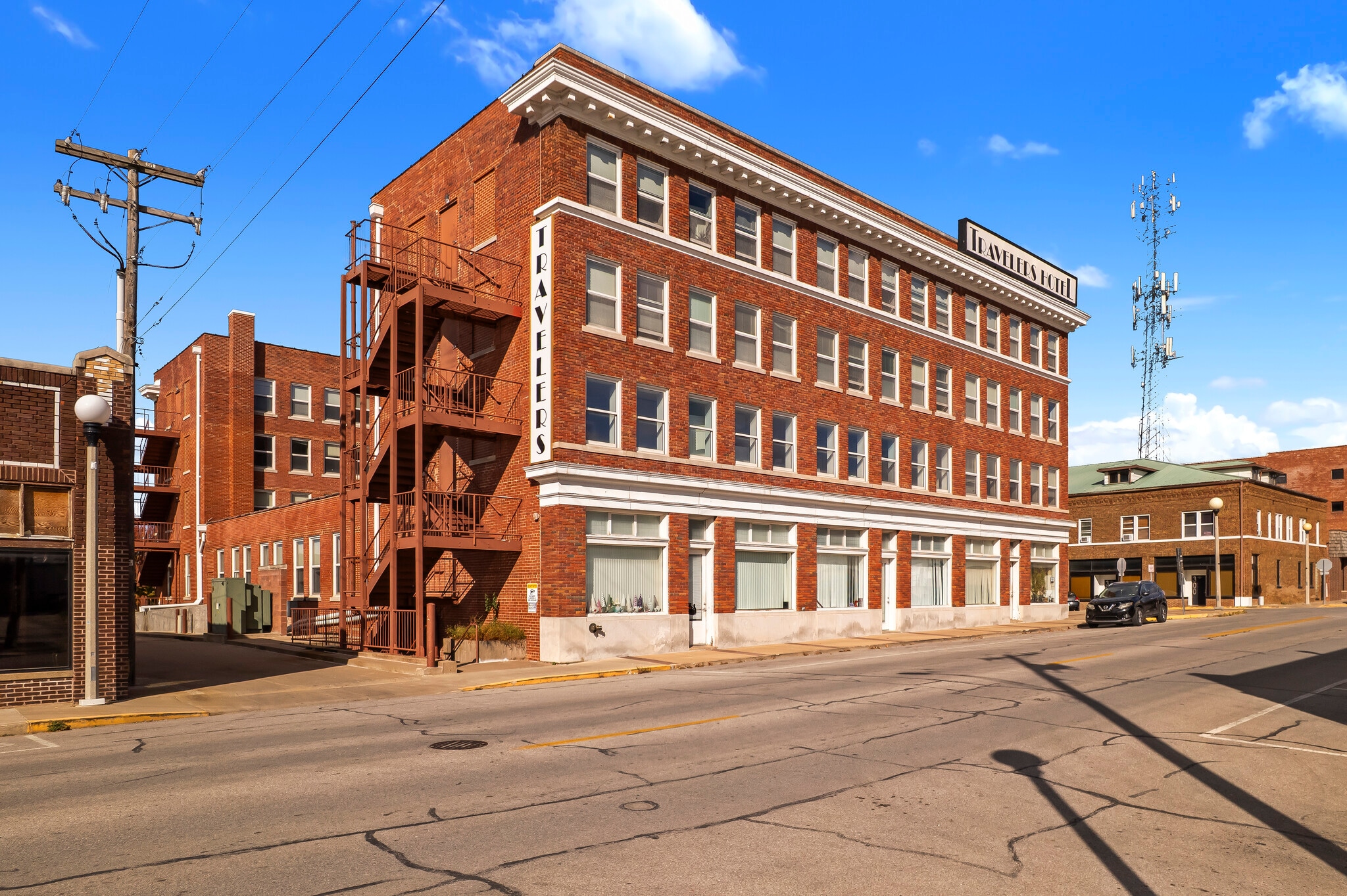 301 W Washington, Kirksville, MO à vendre Photo du bâtiment- Image 1 de 7