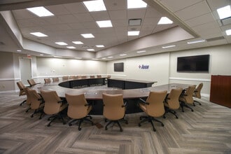 4905 Research Dr, Huntsville, AL à louer Photo intérieure- Image 2 de 4