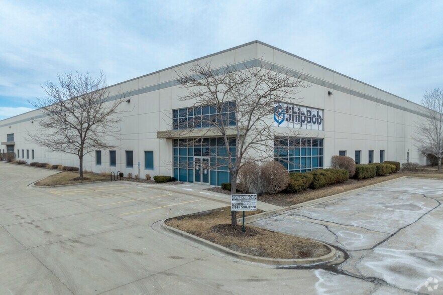 5900 W Ogden Ave, Cicero, IL à vendre - Photo du bâtiment - Image 2 de 8