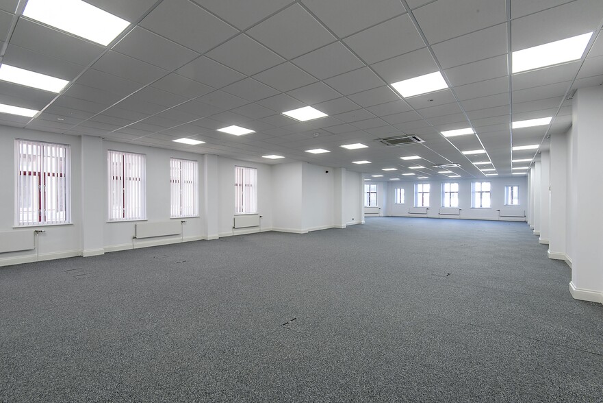 75-77 Colmore Row, Birmingham for lease - Building Photo - Image 2 of 5