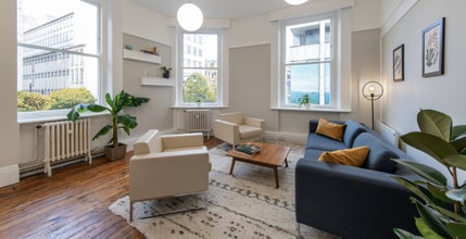 407-409 Oxford St, London for lease Interior Photo- Image 2 of 3