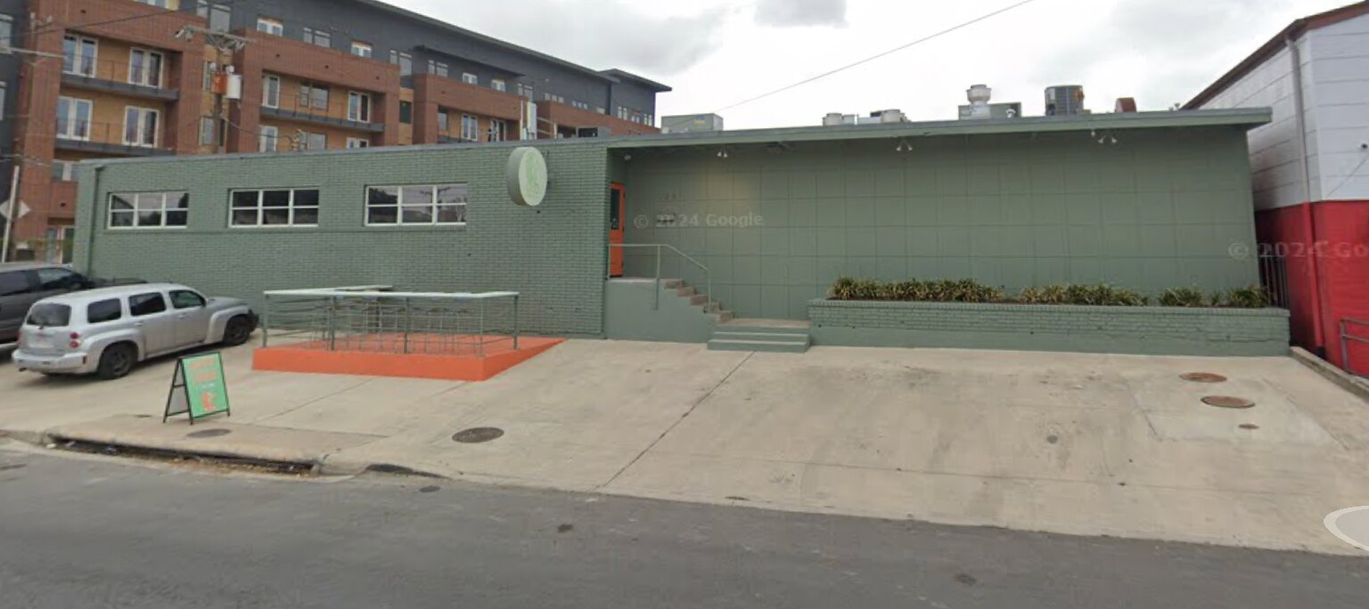 125 W Grayson St, San Antonio, TX à louer Photo du bâtiment- Image 1 de 10