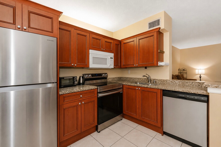 4263 NW 115th Ave, Coral Springs, FL for sale - Building Photo - Image 2 of 30