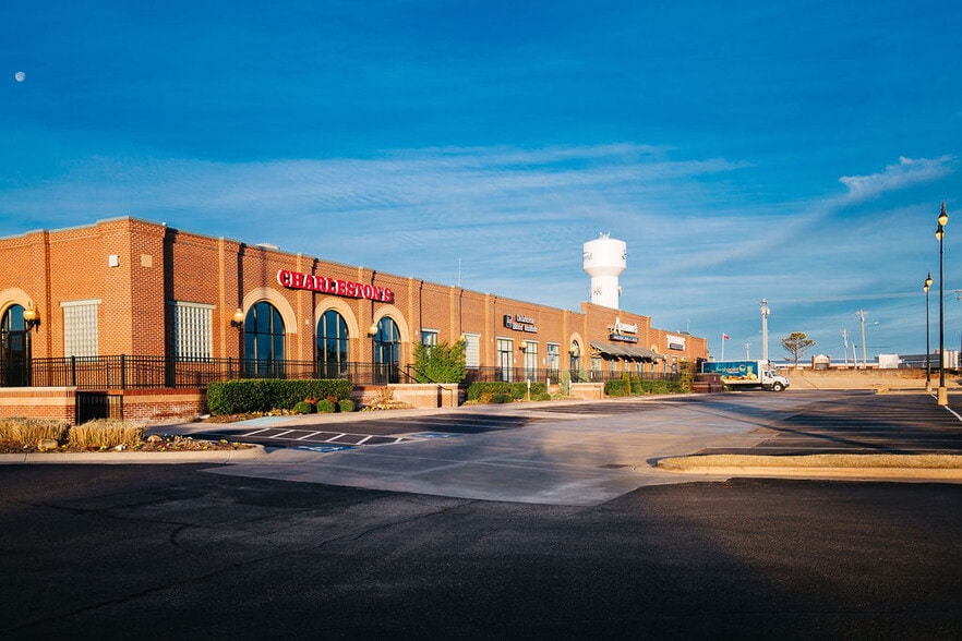 3409 S Broadway, Edmond, OK for lease - Building Photo - Image 3 of 9