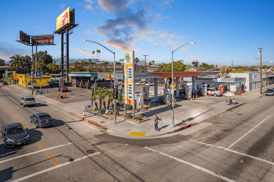 3915 E Olympic Blvd, Los Angeles, CA à vendre - Photo du bâtiment - Image 1 de 14