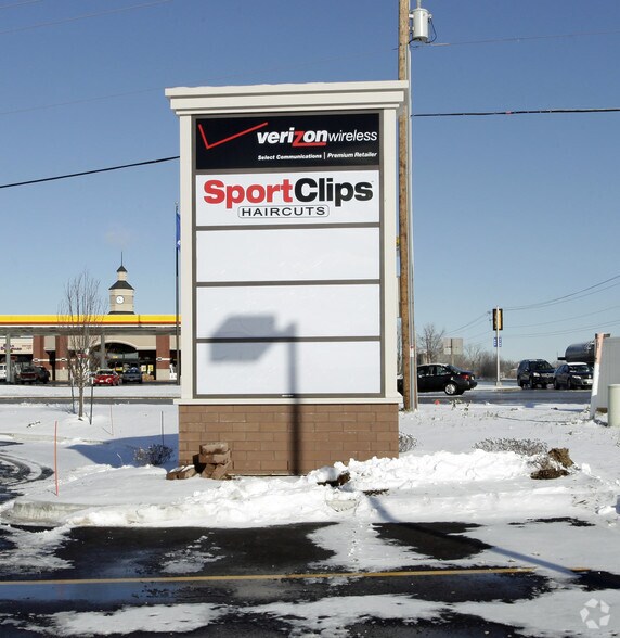 1976 Lime Kiln Rd, Bellevue, WI à louer - Photo du bâtiment - Image 3 de 12