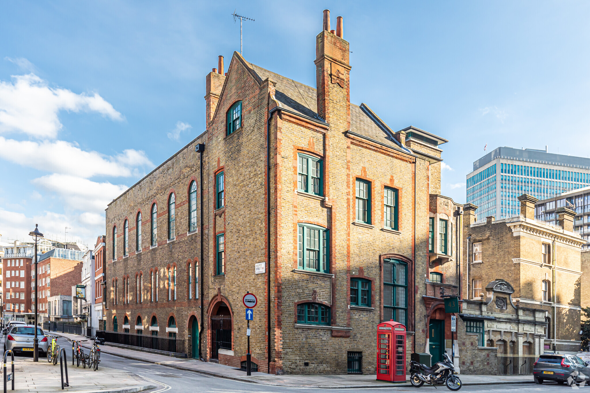 43 Palace St, London for sale Building Photo- Image 1 of 1