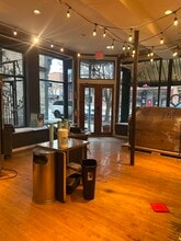 518-534 N Milwaukee Ave, Libertyville, IL à louer Photo intérieure- Image 1 de 4