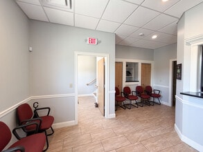 200 Mountain Rd, Suffield, CT for lease Interior Photo- Image 1 of 18