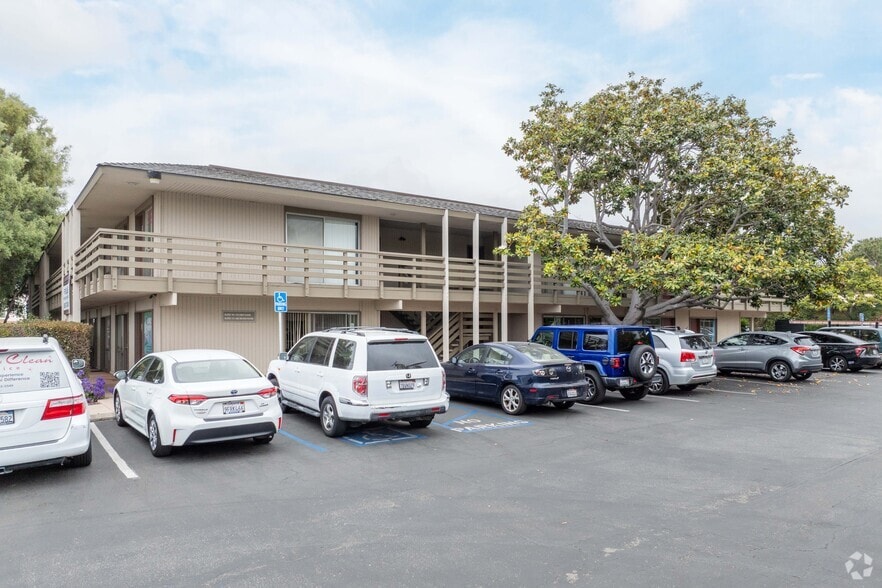 5276 Hollister Ave, Santa Barbara, CA for lease - Building Photo - Image 2 of 4