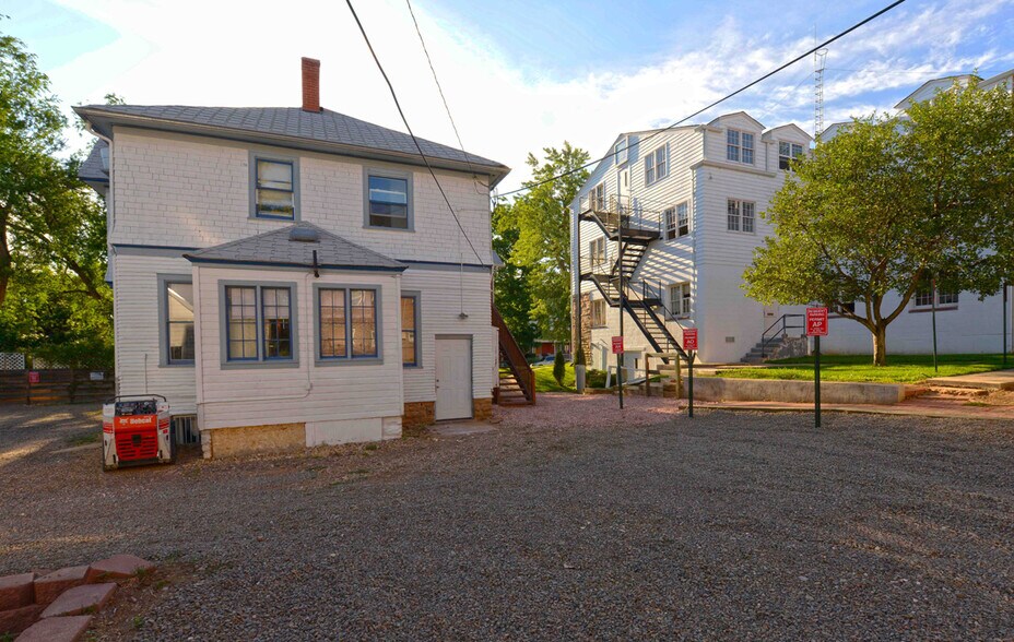 1127 12th St, Boulder, CO à vendre - Photo du bâtiment - Image 3 de 11