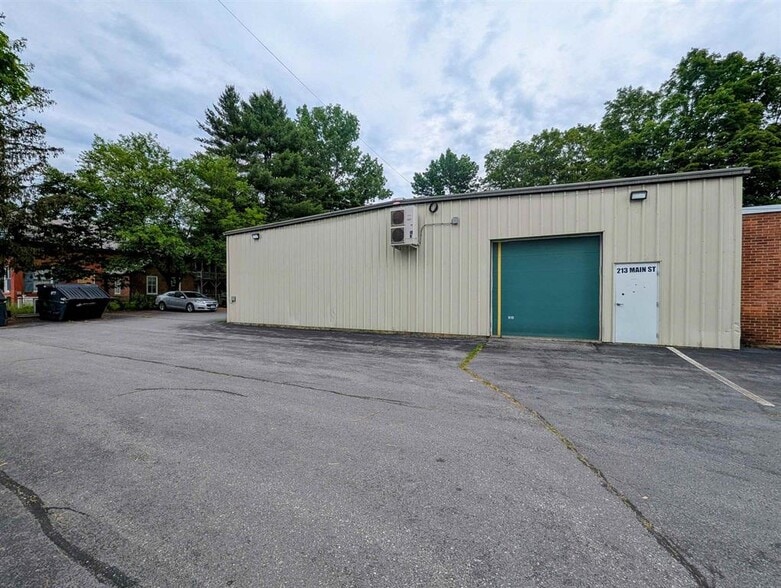 209 Main St, Charlestown, NH for sale - Building Photo - Image 3 of 28