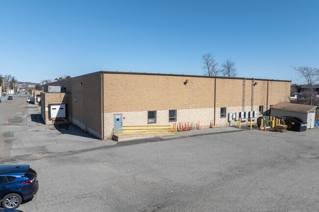 More details for 420 Pearl St, Malden, MA - Industrial for Lease