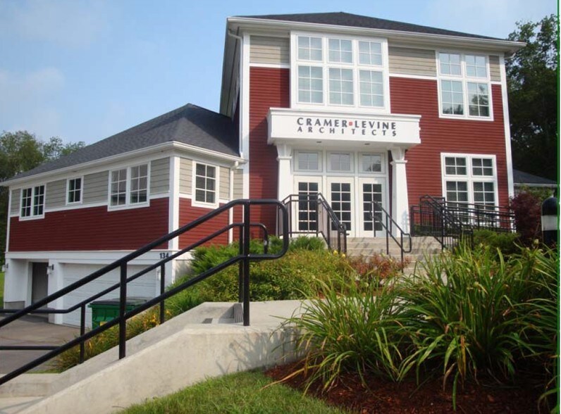 134 E Main St, Norton, MA for lease - Primary Photo - Image 1 of 4