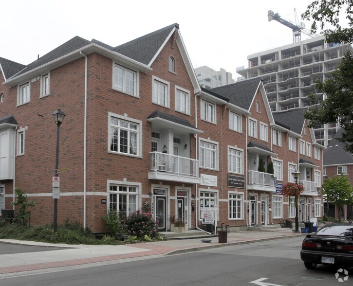 2084 Pine St, Burlington, ON à vendre - Photo principale - Image 1 de 1