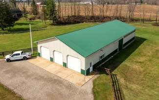 Plus de détails pour 15 Countryside Dr N, Greenwich, OH - Industriel à vendre