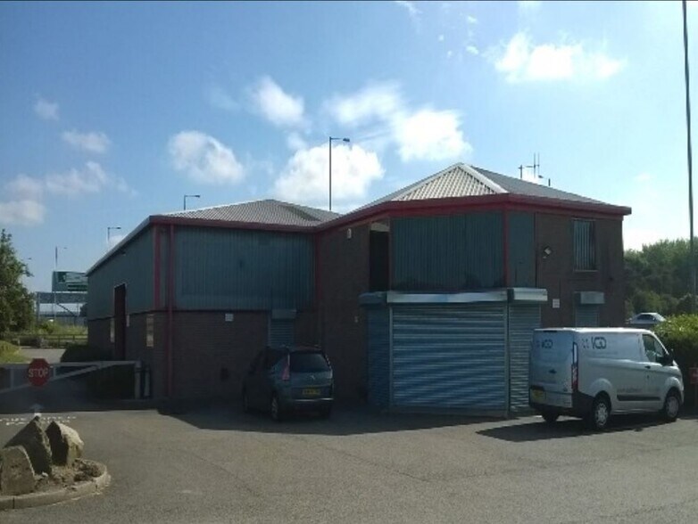 Welsh Rd, Deeside à louer - Photo du bâtiment - Image 2 de 4