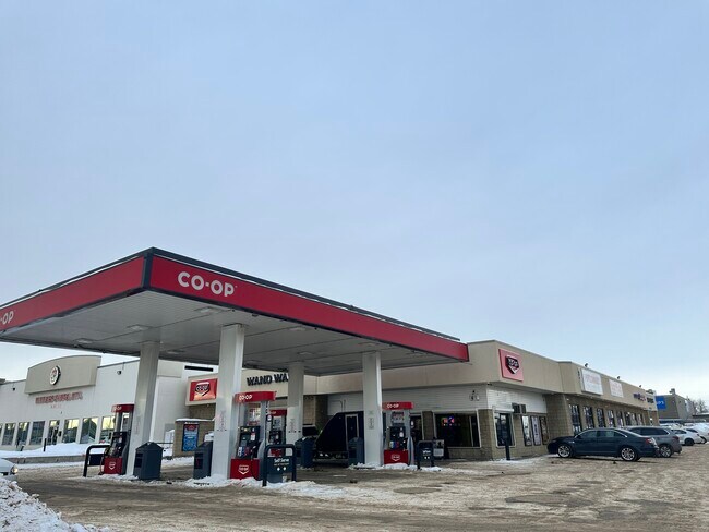 More details for 12988 50 St NW, Edmonton, AB - Retail for Lease