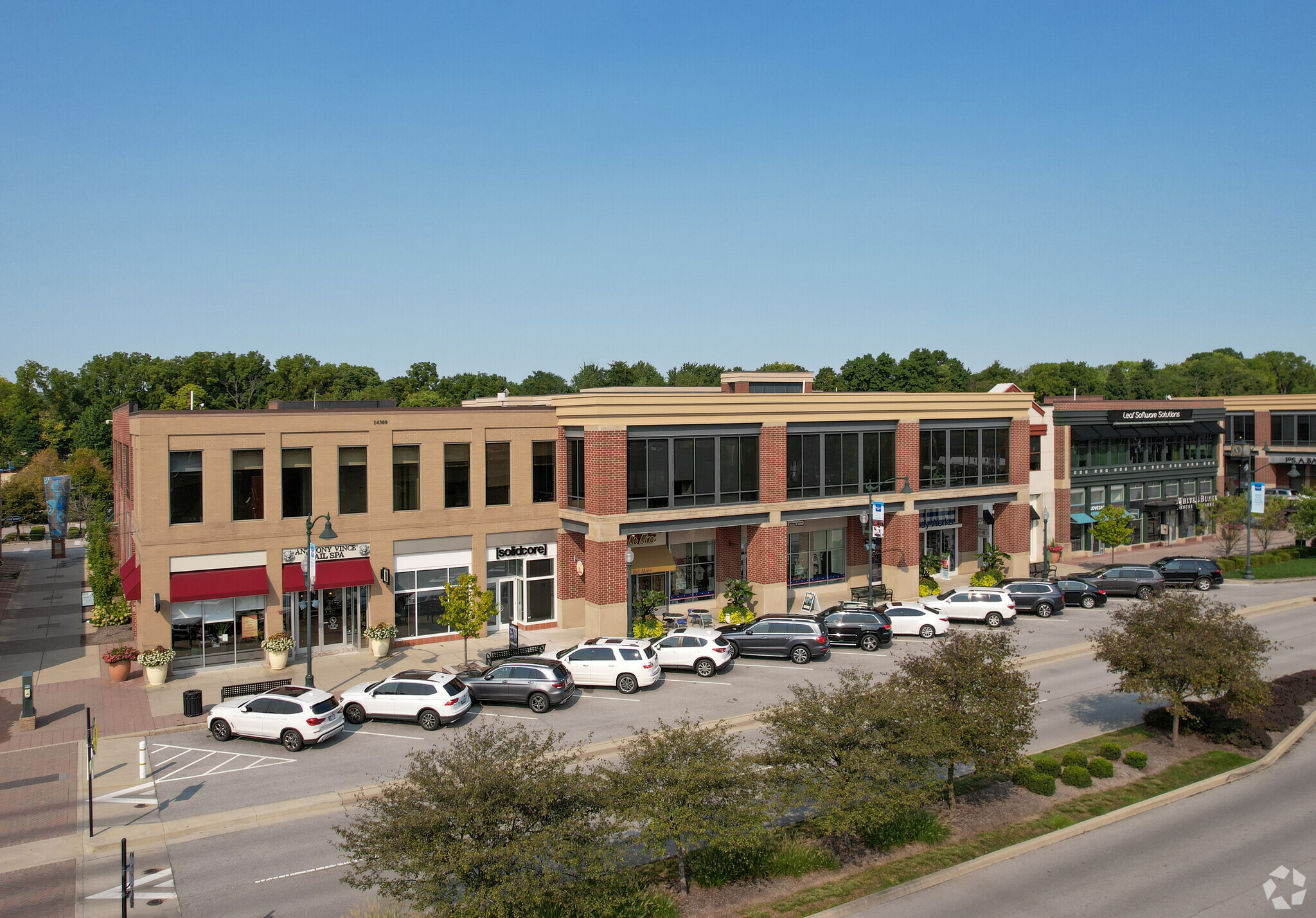 14300 Clay Terrace Blvd, Carmel, IN à vendre Photo du bâtiment- Image 1 de 1