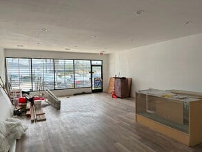 1450-1470 N Santa Fe Ave, Vista, CA for lease Building Photo- Image 2 of 5