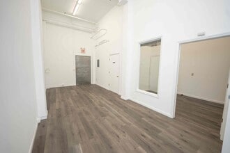 8 John Walsh Blvd, Peekskill, NY à louer Photo intérieure- Image 2 de 4