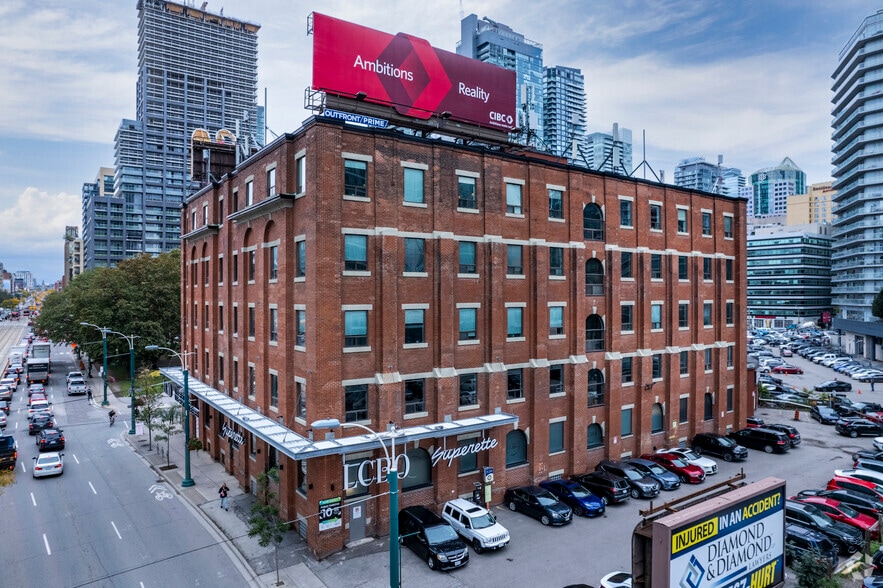 49 Spadina Ave, Toronto, ON for lease - Building Photo - Image 2 of 12
