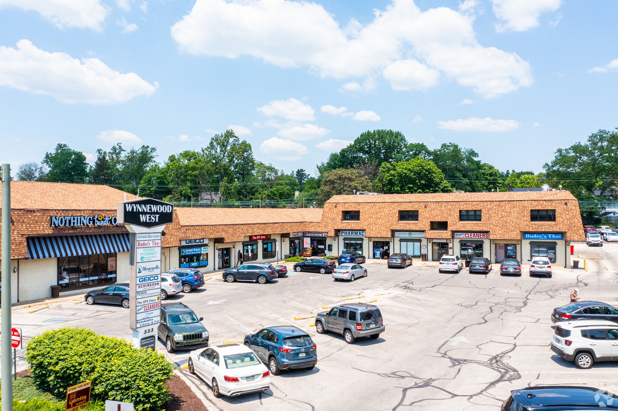 333 E Lancaster Ave, Wynnewood, PA à louer Photo du bâtiment- Image 1 de 8