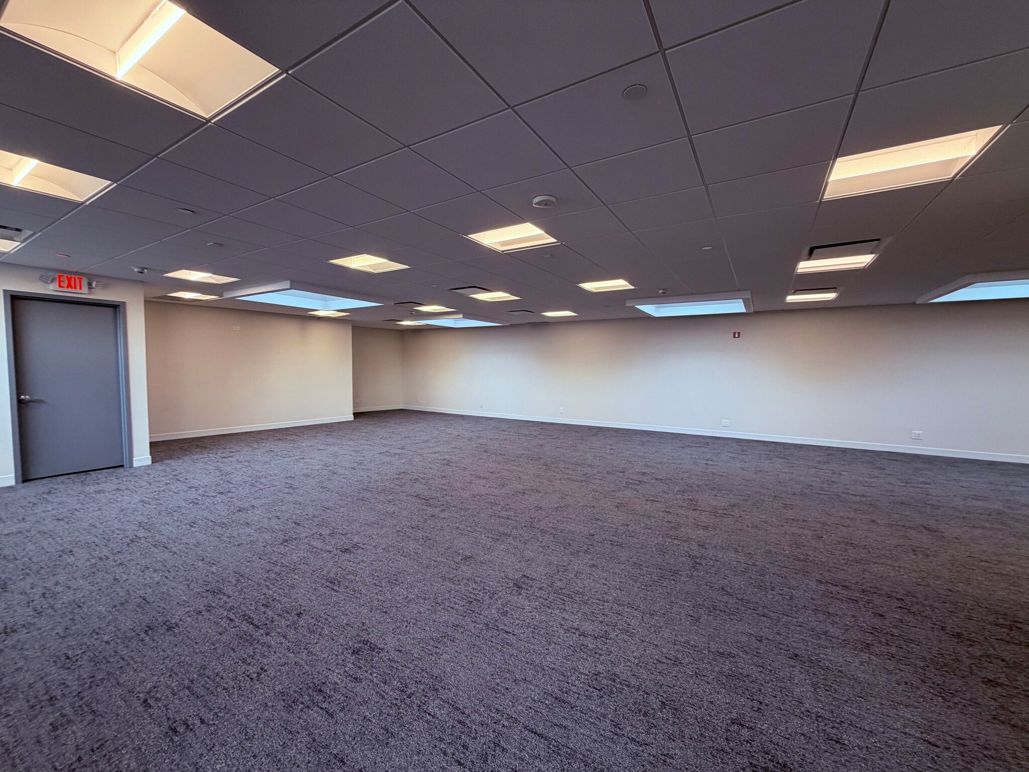 601-693 Sunrise Hwy, Lynbrook, NY for lease Interior Photo- Image 1 of 5