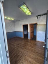 7009 E 56th St, Indianapolis, IN for lease Interior Photo- Image 1 of 4