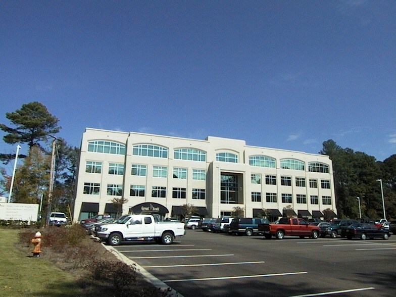 4400 Old Canton, Jackson, MS à louer - Photo du bâtiment - Image 2 de 5