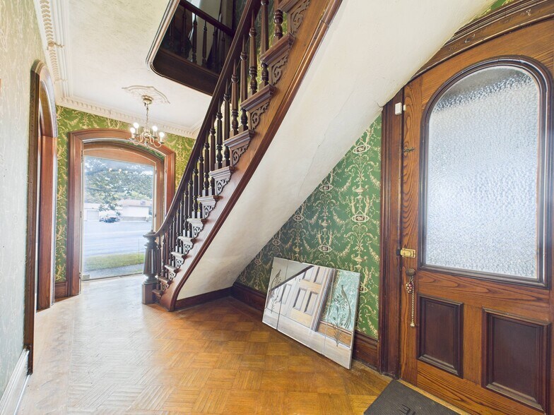 40 E Genesee St, Auburn, NY à vendre - Photo du bâtiment - Image 3 de 53