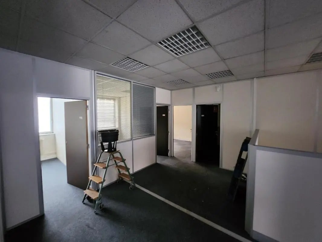 114 Avenue Louis Roche, Gennevilliers à louer Photo intérieure- Image 1 de 3