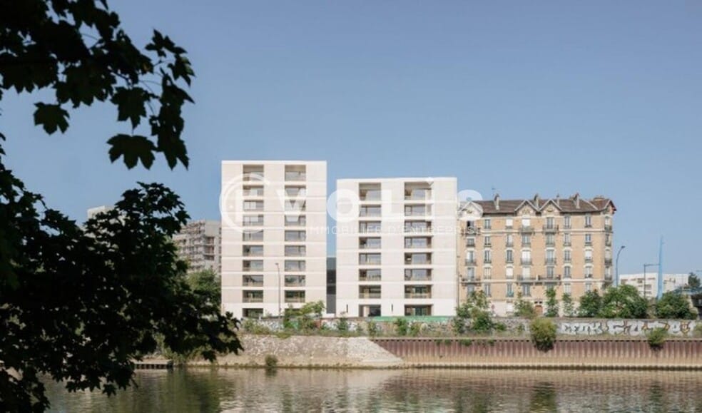 Retail in Ivry-sur-Seine for lease - Building Photo - Image 2 of 7